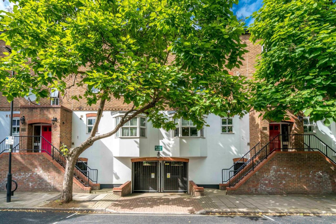 Splendid Apartment Near Vauxhall Tube Лондон Экстерьер фото